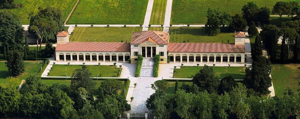 Villa Emo